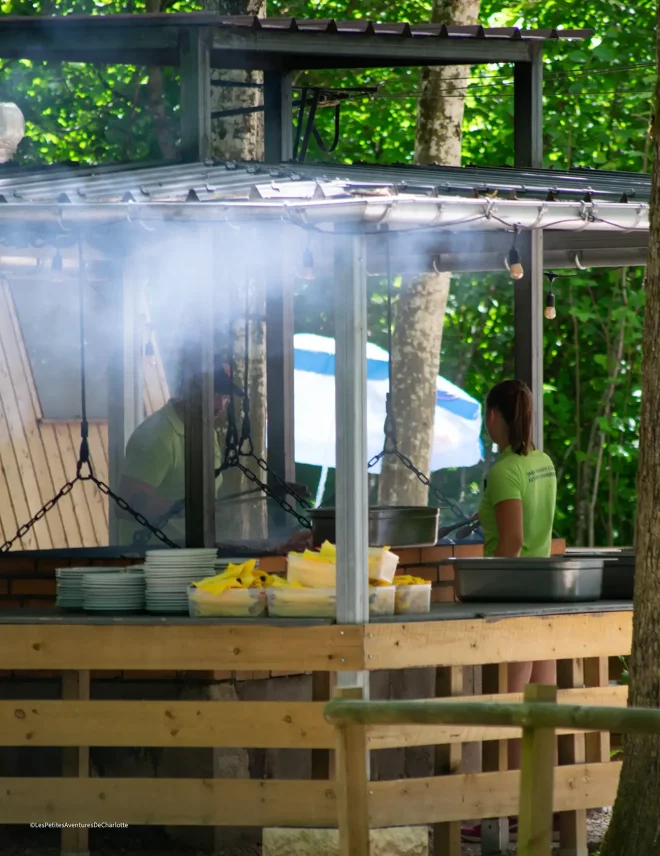 parc-evasion-parc-de-loisir-a-curley-bourgogne-barbecul-photo-1