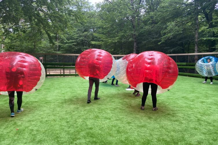 bubble-foot-activites-de-groupe-activite-sportive-bourgogne-parc-de-loisirs-entre-dijon-et-beaune